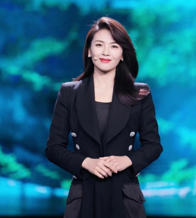 中国最美明星榜单 2023 女明星颜值排名 林志玲 迪丽热巴 王祖贤_中国十大的女明星排名榜